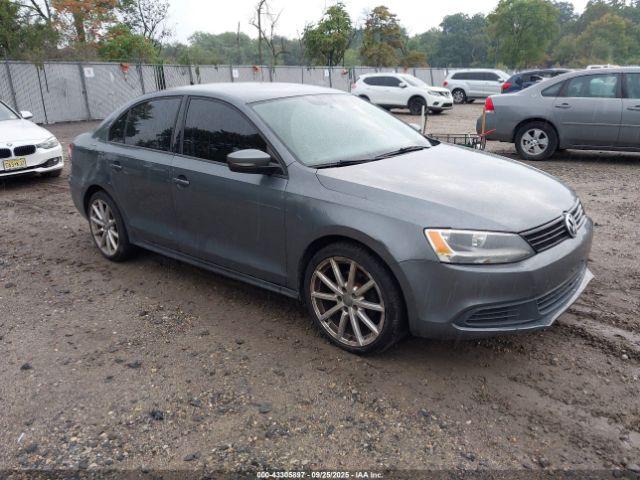  Salvage Volkswagen Jetta