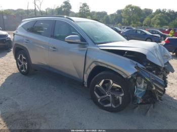  Salvage Hyundai TUCSON