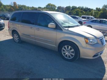  Salvage Chrysler Town & Country