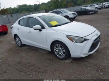  Salvage Toyota Yaris