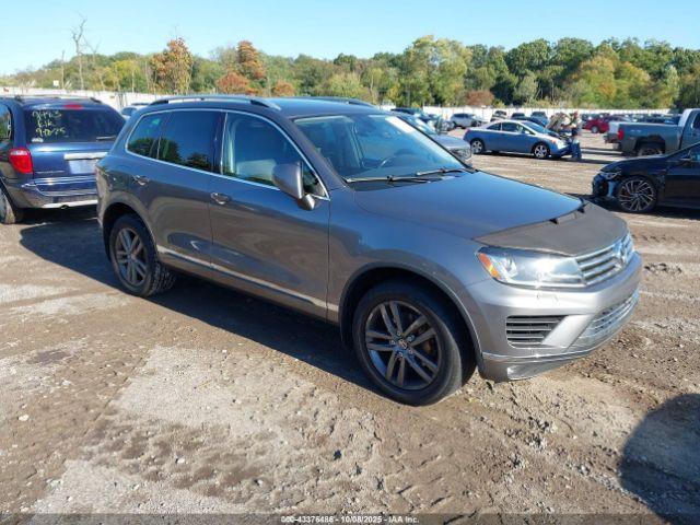  Salvage Volkswagen Touareg