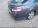 Toyota Camry Se Image 10