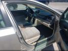 Toyota Camry Le Image 6