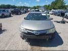 Toyota Camry Le Image 12