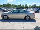 Toyota Camry Le Image 16