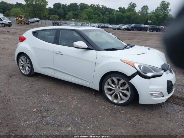  Salvage Hyundai VELOSTER
