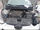 Hyundai VELOSTER Image 11