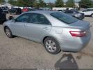 Toyota Camry Le Image 3