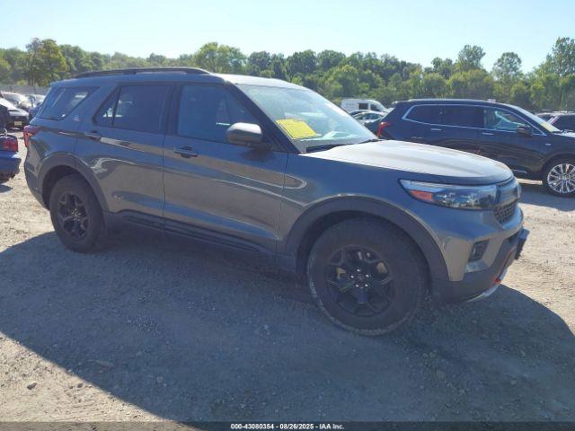  Salvage Ford Explorer