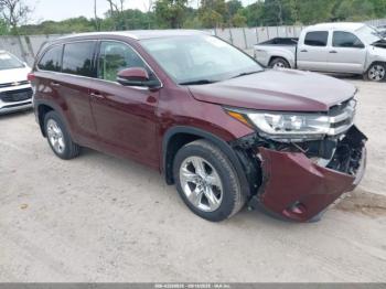  Salvage Toyota Highlander