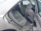 Toyota Camry Le Image 16