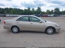 Toyota Camry Le Image 9