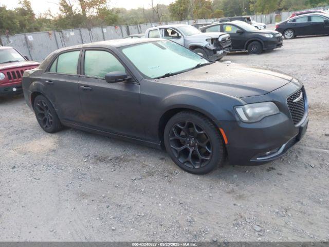  Salvage Chrysler 300