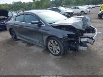 Salvage Chrysler 200