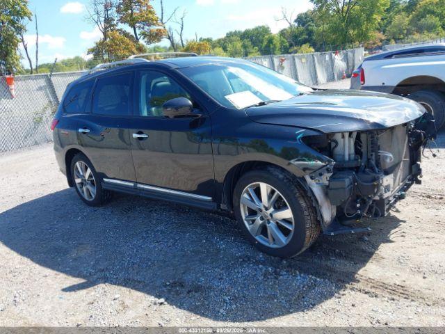  Salvage Nissan Pathfinder