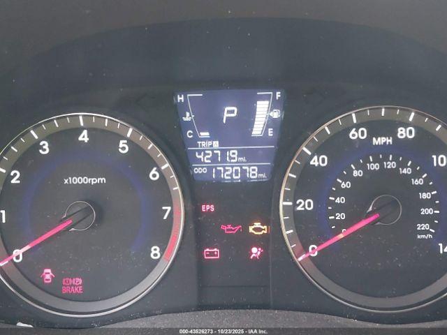 Hyundai ACCENT Gls Image 12