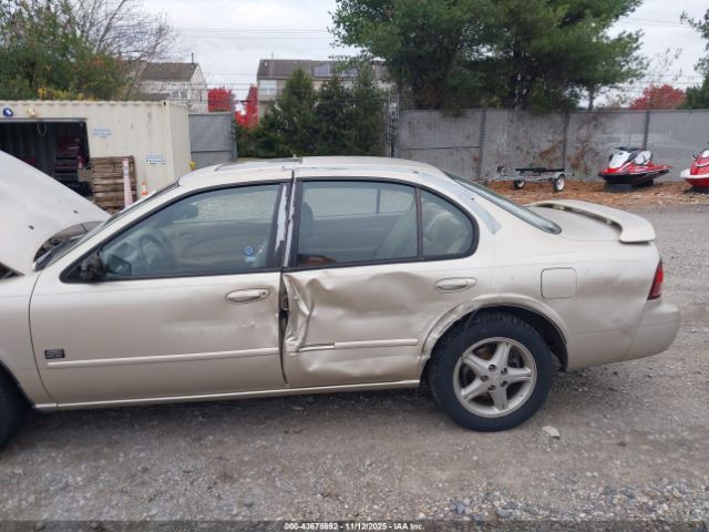 Nissan Maxima Image 6