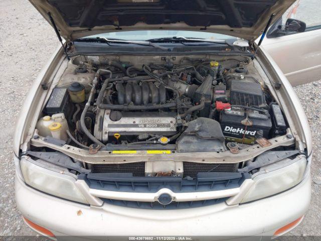 Nissan Maxima Image 13