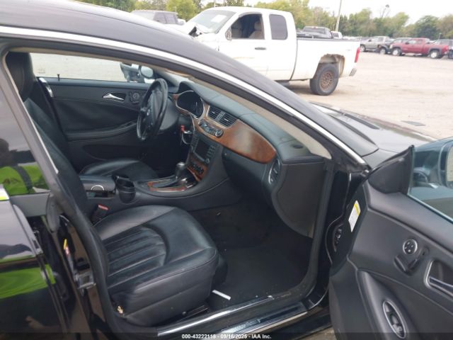 Mercedes-Benz Cls-class Image 8