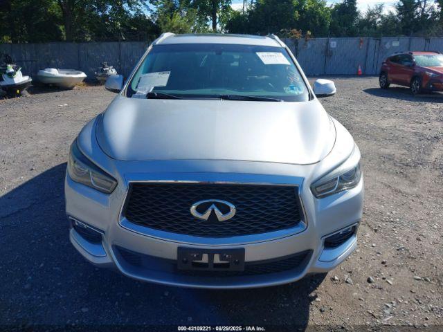 INFINITI Qx Image 13