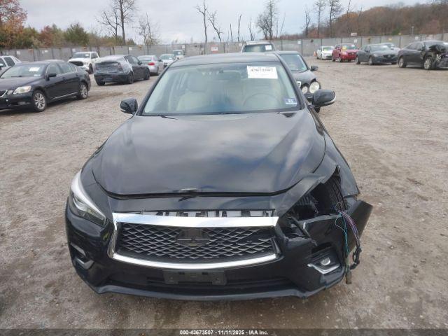 INFINITI Q50 3.0t Luxe Image 10