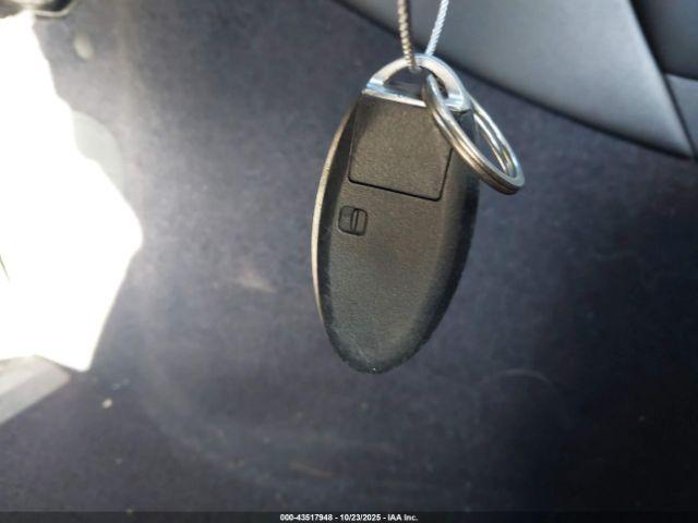 INFINITI Q50 3.0t Luxe Image 8