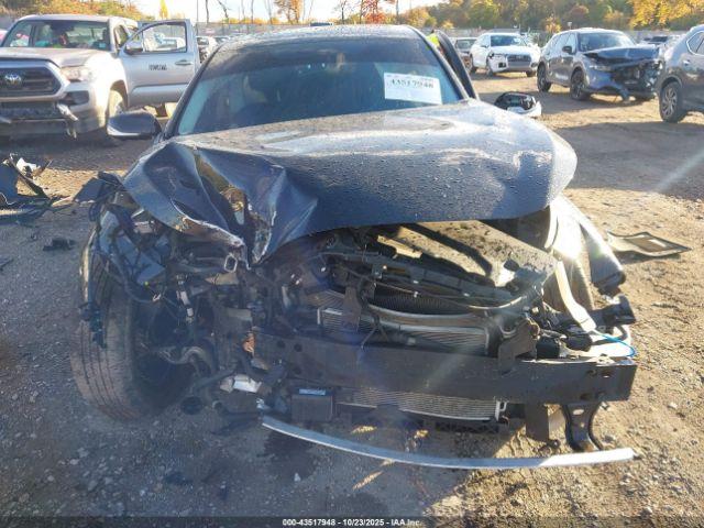 INFINITI Q50 3.0t Luxe Image 11