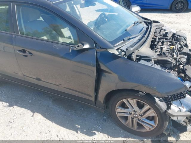 Hyundai ELANTRA Sel Image 16