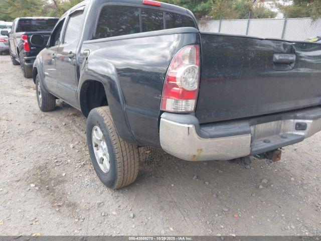 Toyota Tacoma Base V6 Image 18