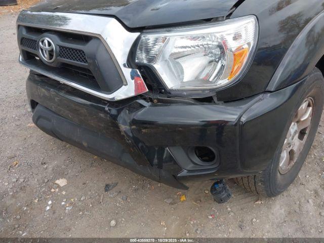 Toyota Tacoma Base V6 Image 3