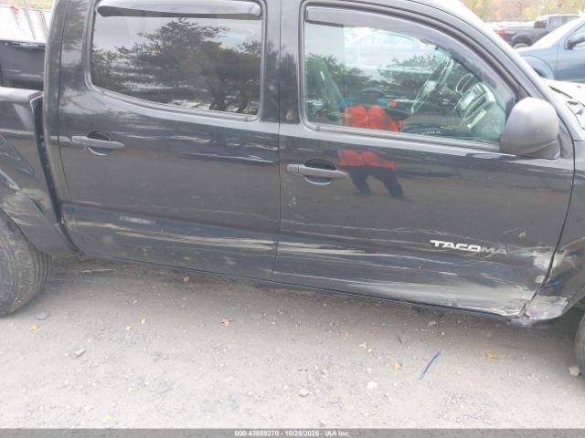 Toyota Tacoma Base V6 Image 13