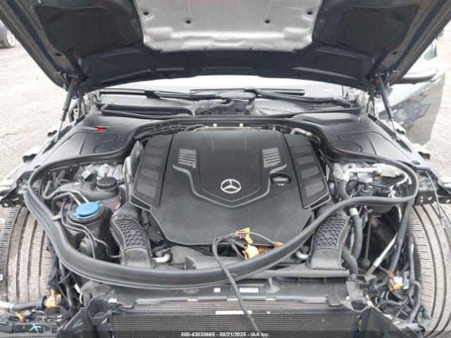 Mercedes-Benz S-Class 4matic Image 9