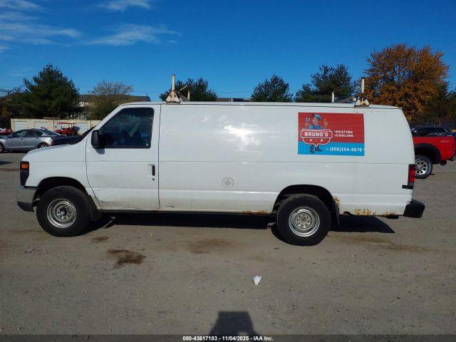 Ford E-250 Image 8