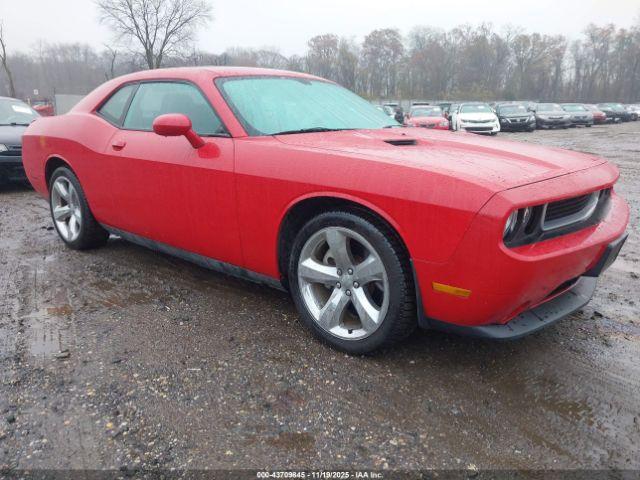  Salvage Dodge Challenger