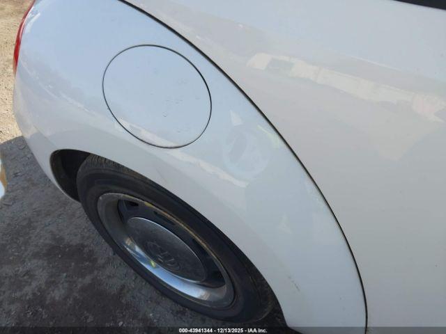 Volkswagen Beetle 2.5l Image 3