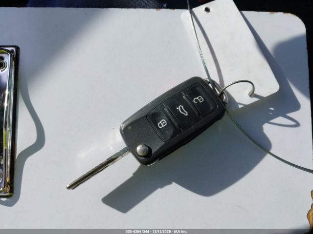 Volkswagen Beetle 2.5l Image 6