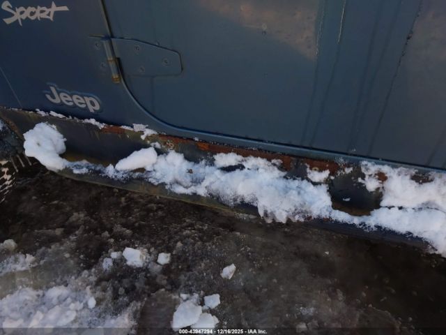 Jeep Wrangler Sport Image 13