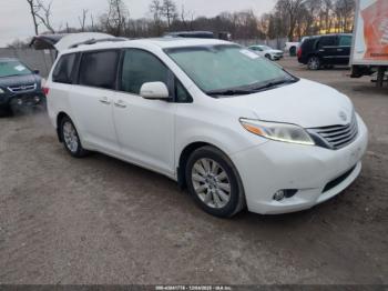 Salvage Toyota Sienna