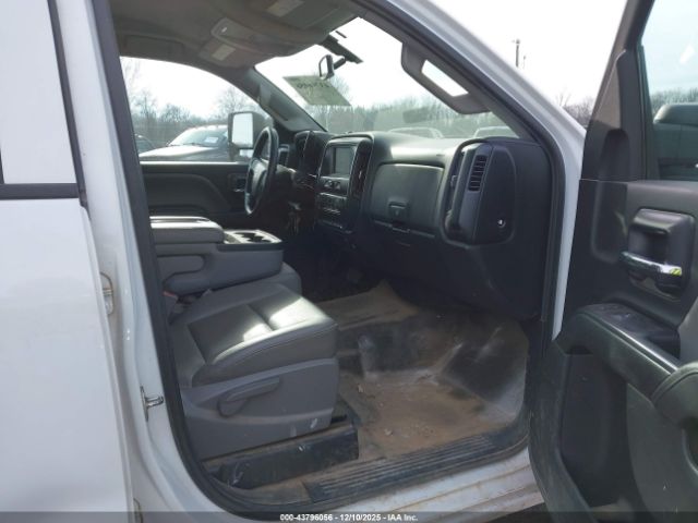 Chevrolet Silverado 2500 Wt Image 11