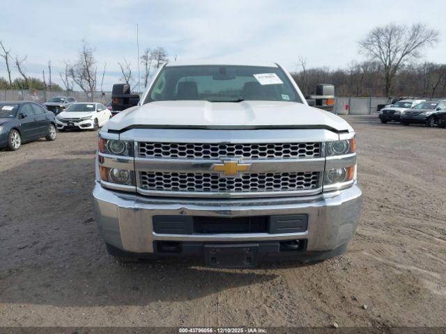 Chevrolet Silverado 2500 Wt Image 15
