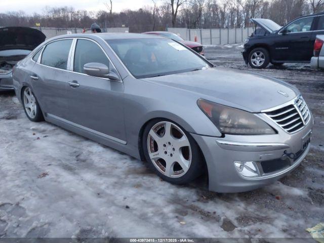  Salvage Hyundai Equus