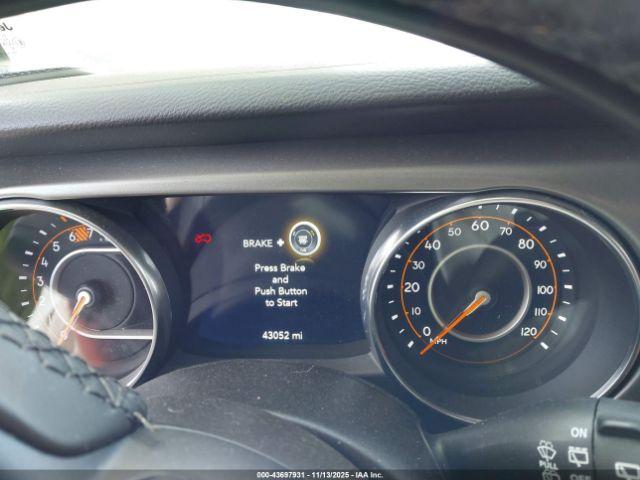 Jeep Wrangler 4-door Sport S 4x4 Image 4