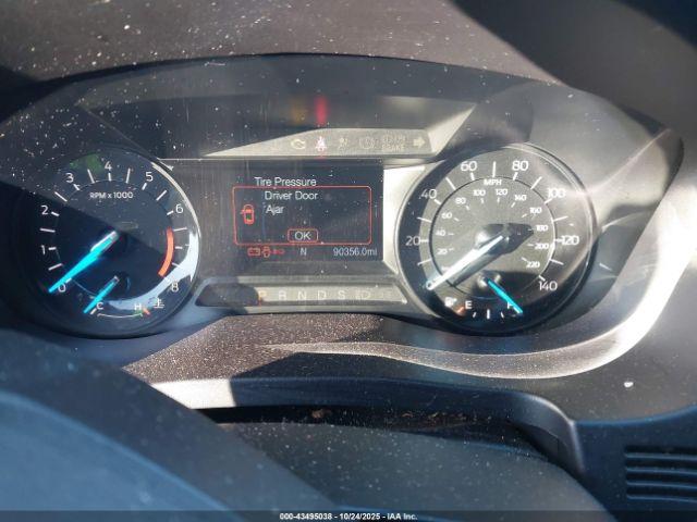 Ford Explorer Xlt Image 5