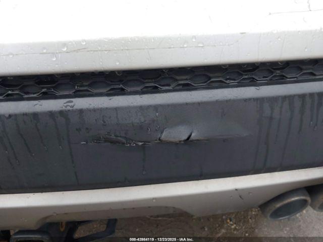 Hyundai SANTA FE Sport 2.0t Image 3