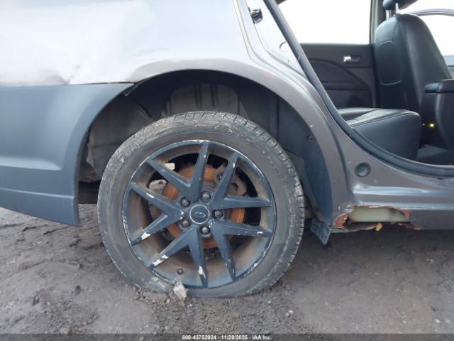 Ford Fusion Sel Image 12