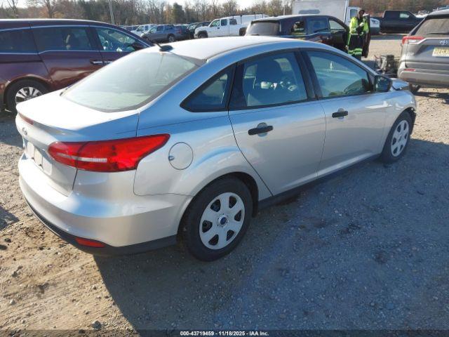Ford Focus S Image 4