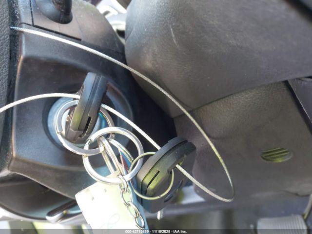 Ford Focus S Image 10