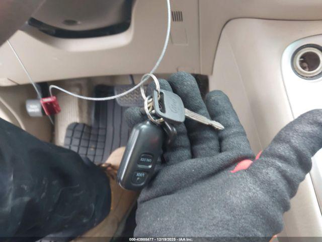 Toyota Highlander V6 Image 5