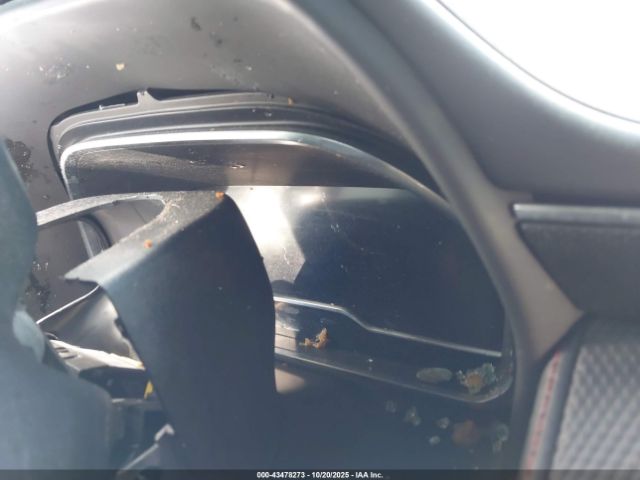 Chevrolet Suburban 4wd Rst Image 15