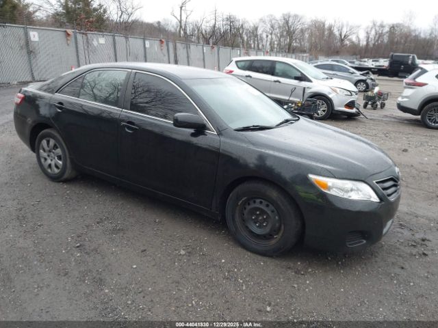 Toyota Camry Image 1